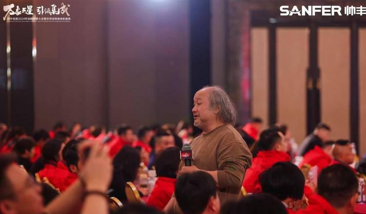 张晓岚营销策划中心董事长