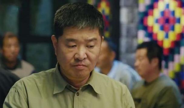 聪明剧务忽冷忽热爱感冒_聪明的剧务小品全集_聪明的剧务